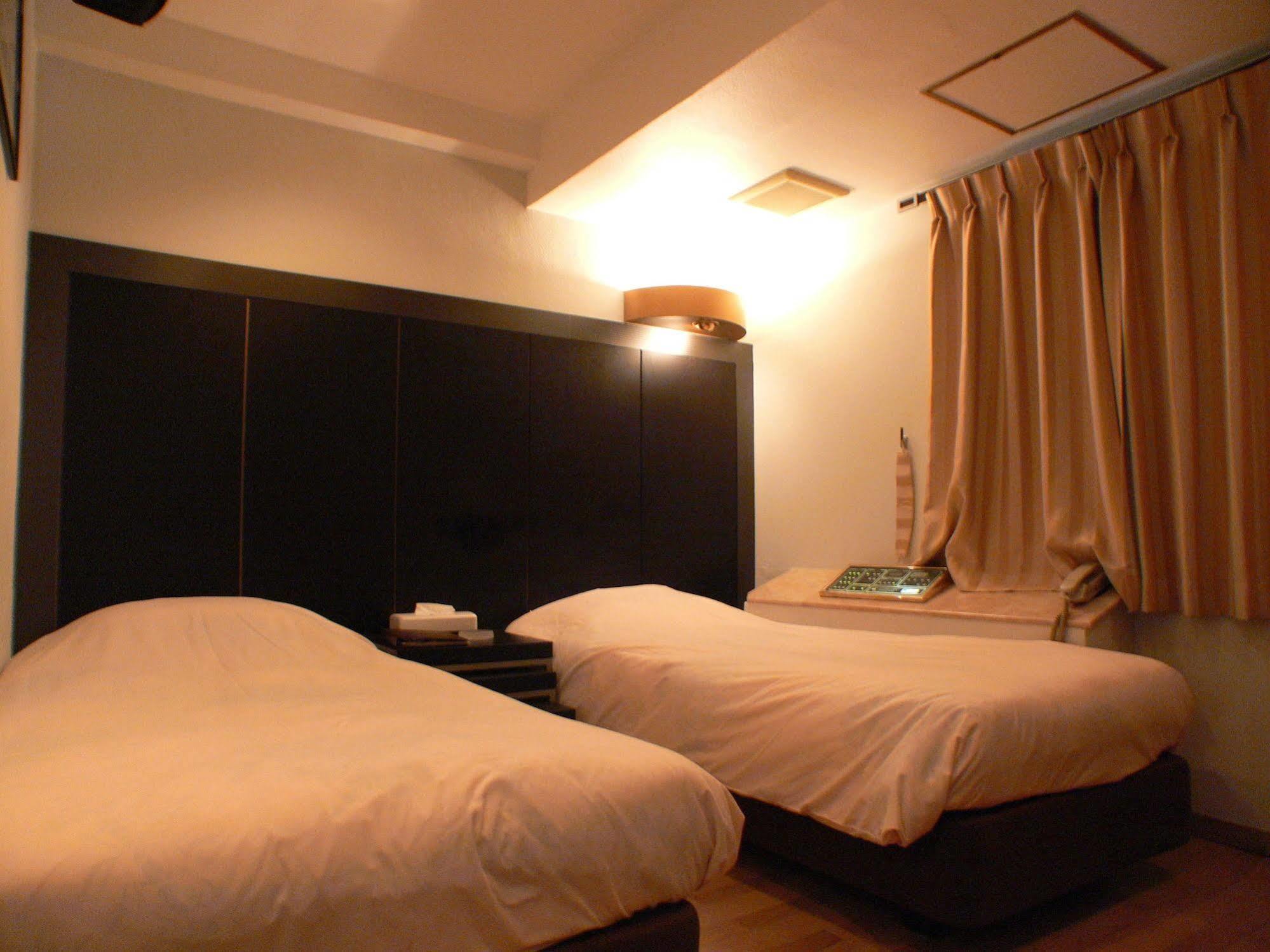 Shinjuku City Hotel N.U.T.S Tōkyō Chambre photo